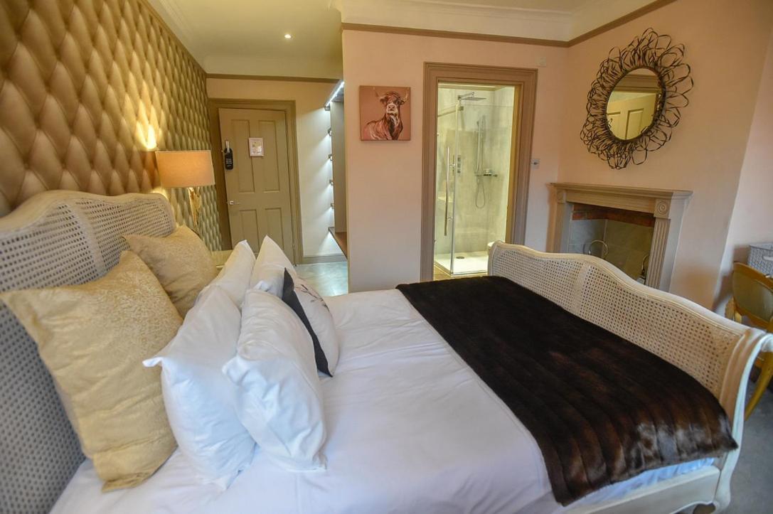 The Kingsbury 7Even 8Ight Bed & Breakfast Marlborough Exterior photo